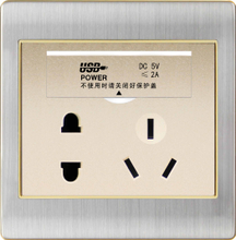 五孔带双联USB插座