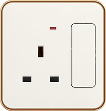 13A 250V~ 3 pin socket with switch